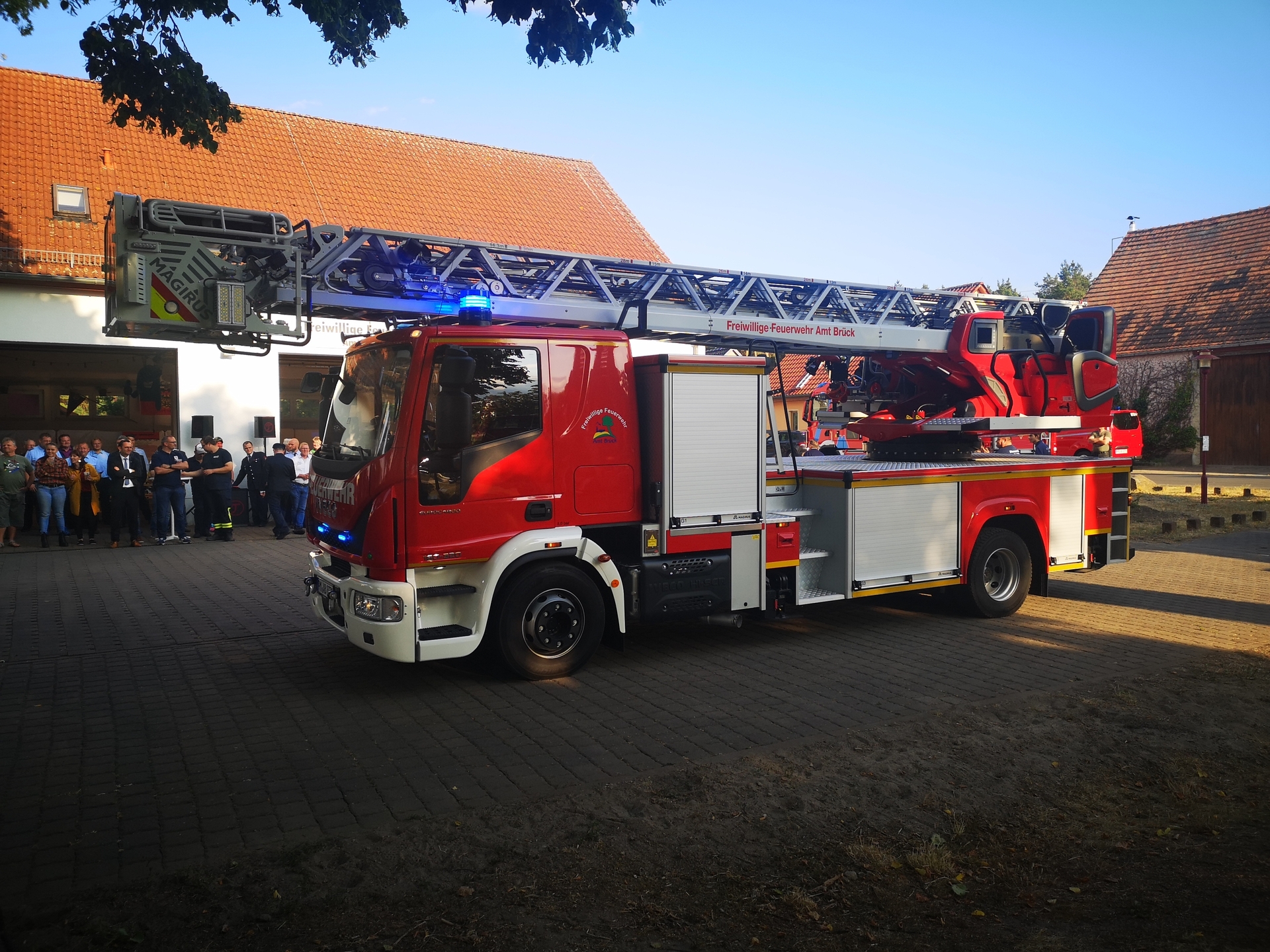 FFW Borkheide – Übergabe Drehleiter Feuerwehr Brück