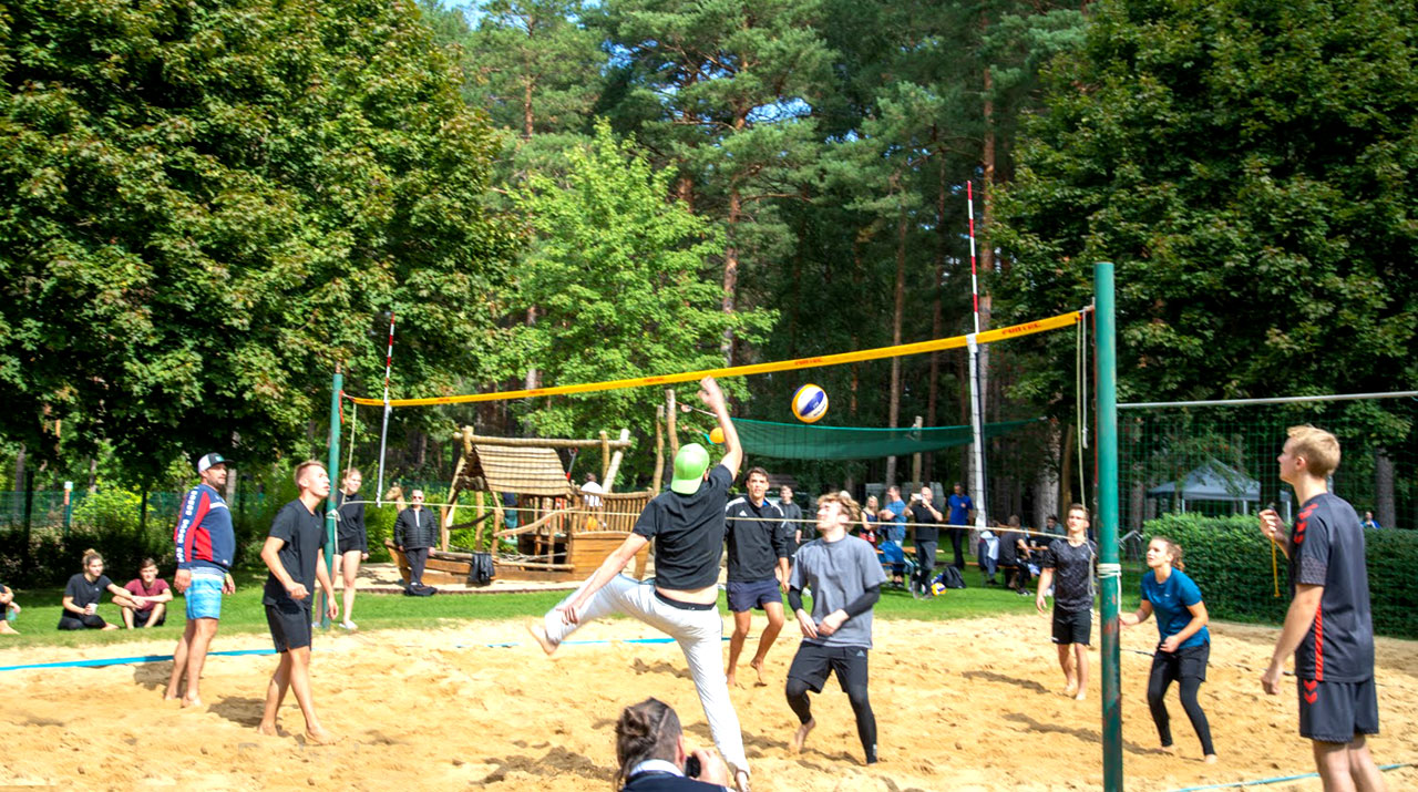 Waldbad - Beachvolleyball-Turnier. Foto: Lutz Behnke